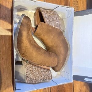 Brown Suede Ankle Boots with Tweed Heel